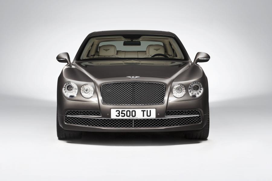  Bentley Flying Spur 2013 года  (фото 14 из 33)